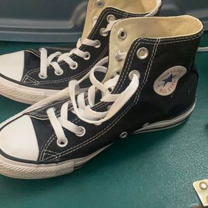 Black high top converse